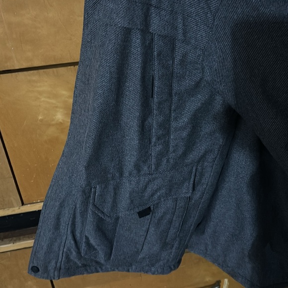 Boys coat - Picture 5 of 11